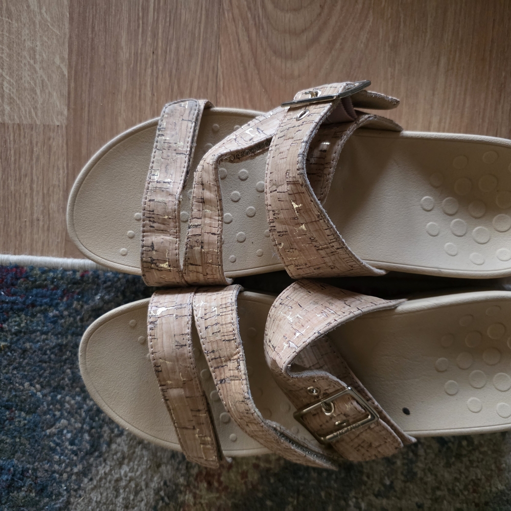 Stylish Tan Sandals